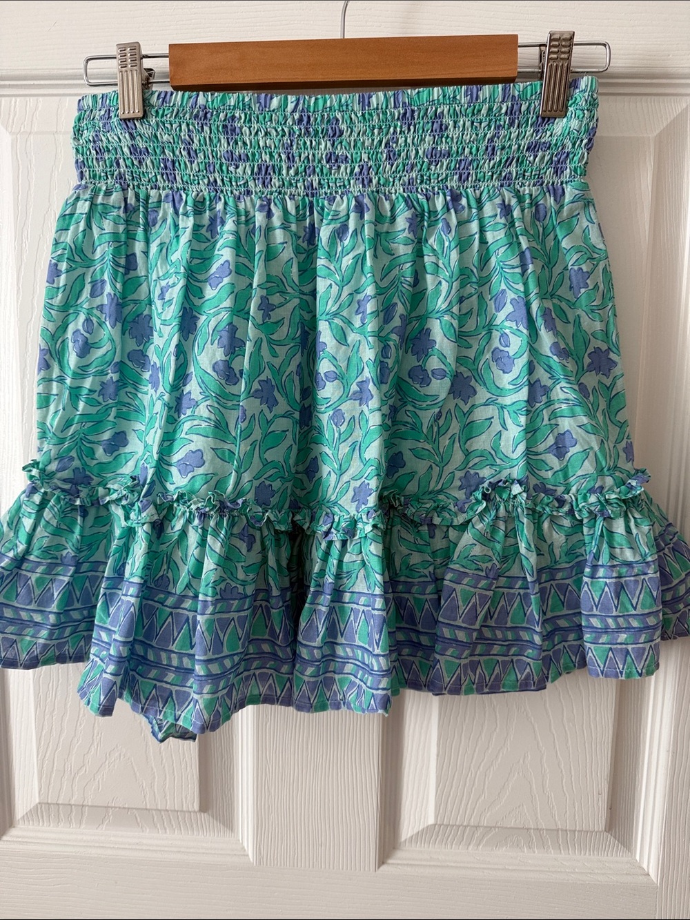Vineyard Vines skirt